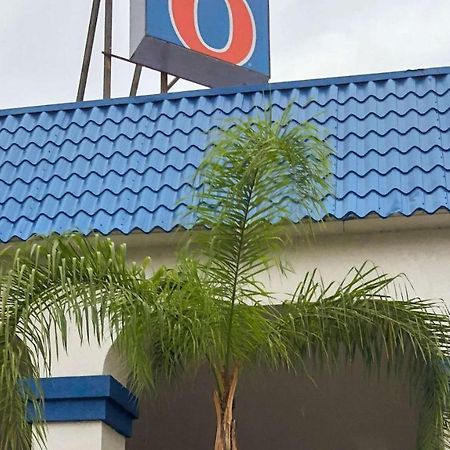 Motel 6-Daytona Beach, Fl - Speedway Eksteriør billede