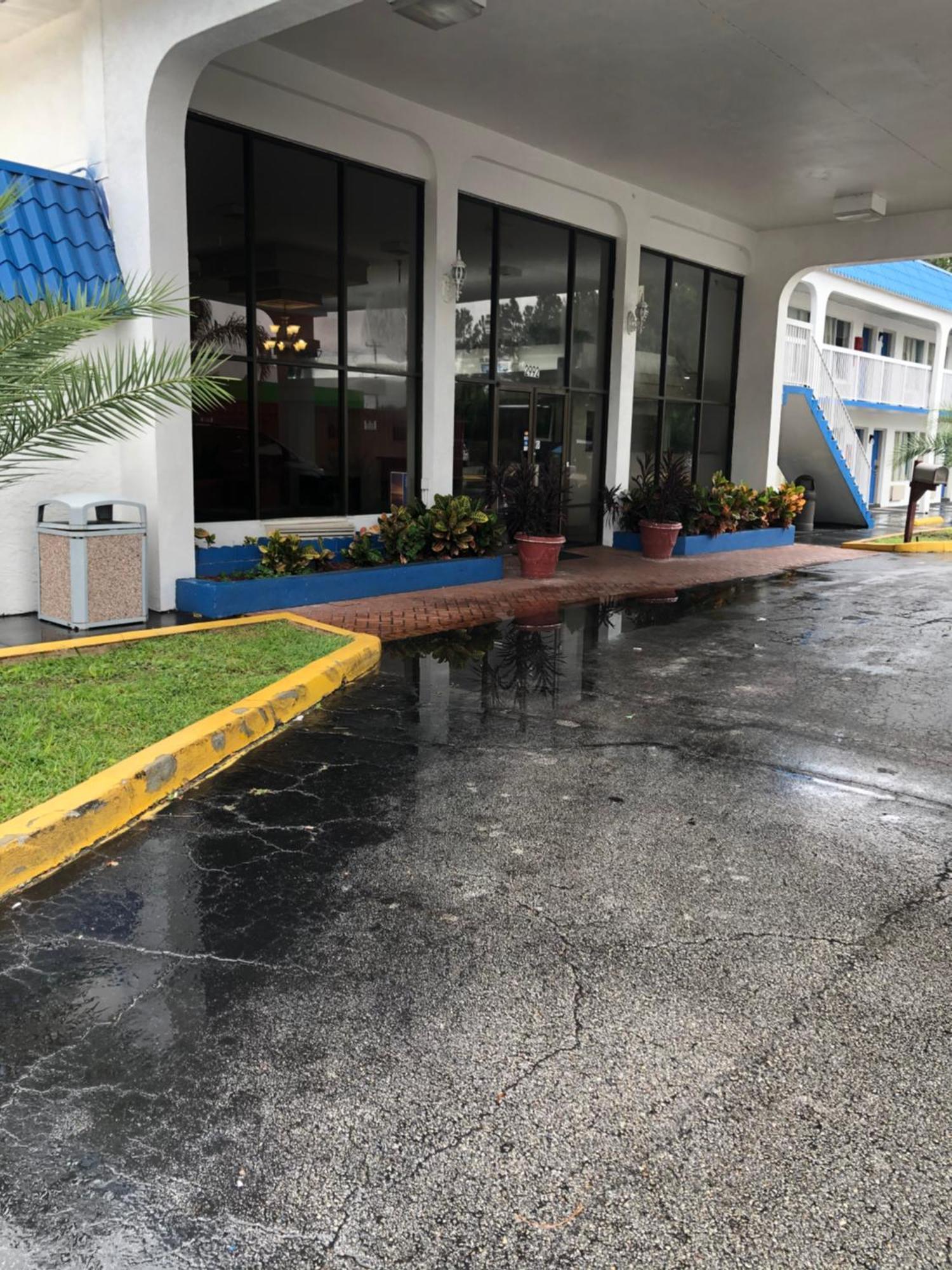 Motel 6-Daytona Beach, Fl - Speedway Eksteriør billede