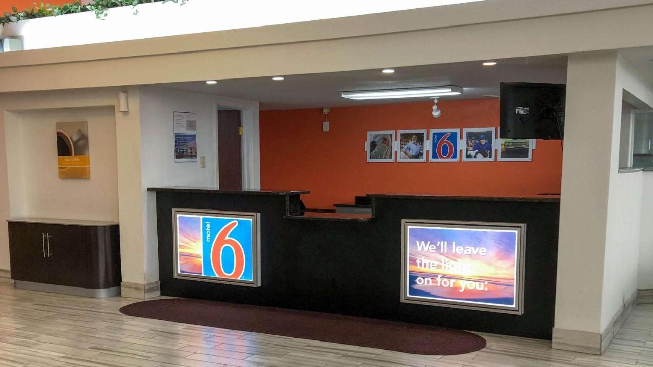 Motel 6-Daytona Beach, Fl - Speedway Eksteriør billede